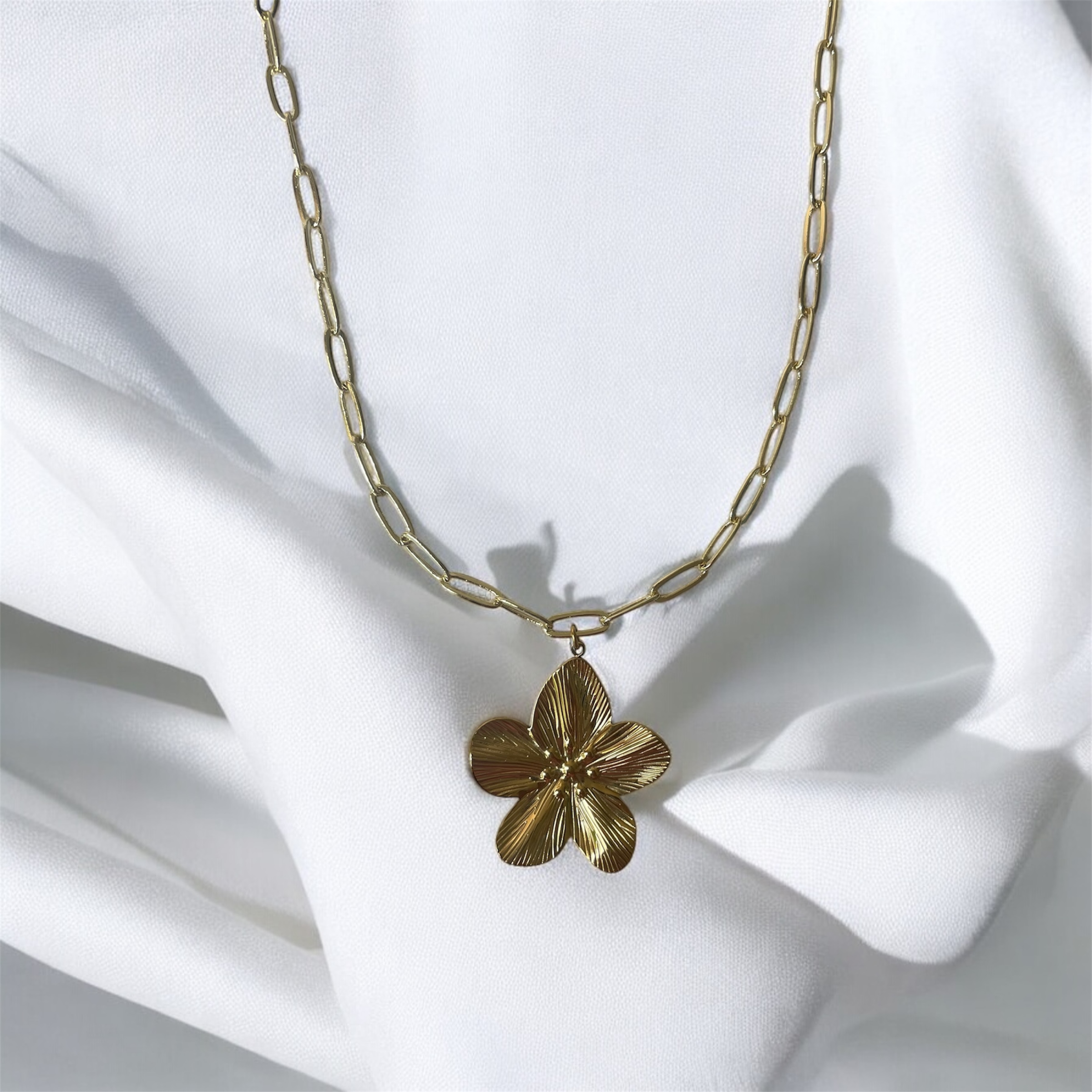 Collier Léa